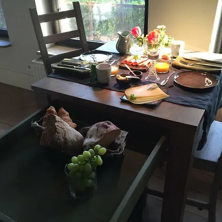 Bed & Breakfast Onder De Noot 3*